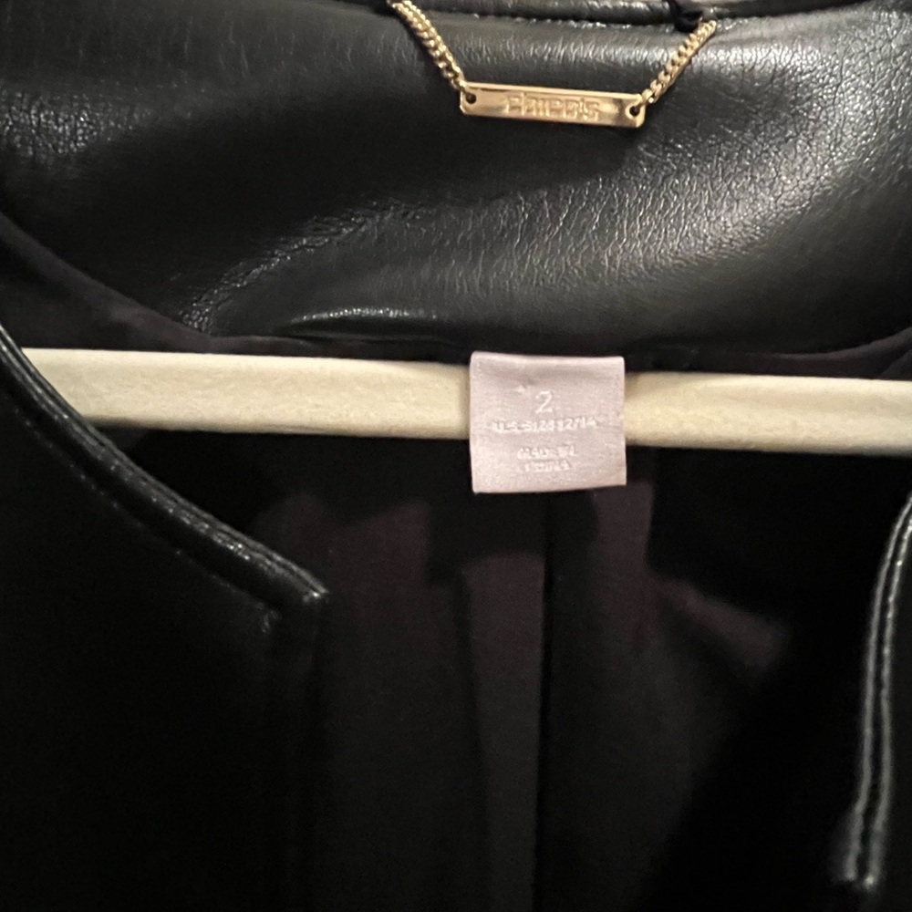 Chico’s Black Faux Leather Open Front Jacket. Chico’s size 2 (US size 12). - Picture 3 of 6